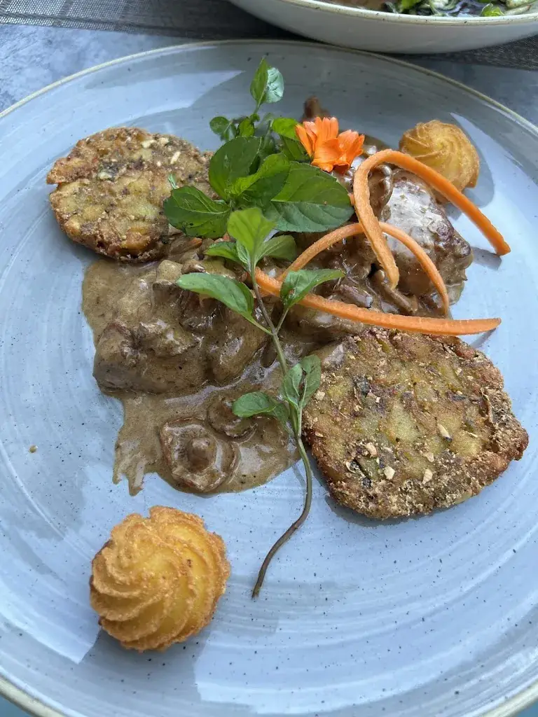 Eric Bosco_Landgasthof Erlsbacher_Donawitz_review