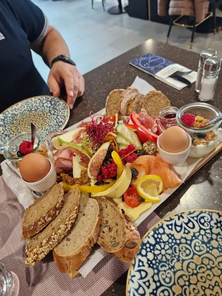 Menu_Szenerie - Brunch • Lunch_Donawitz_image_9