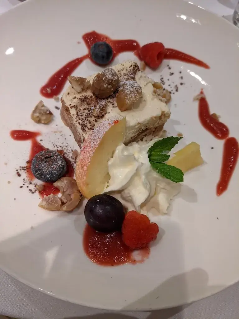 Franz-Albert Bauer_KOI - Kulinarik am Teich_Badersdorf_review