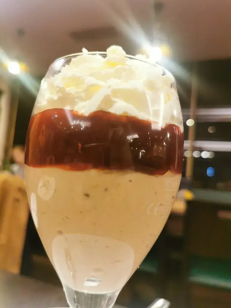 Moni Patkos_Gasthof Brauhaus Gösserbräu_Donawitz_avis