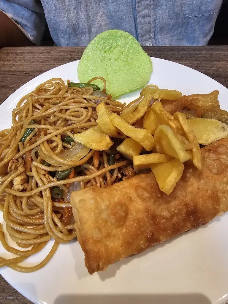 Kasinikota venu prakash_China Restaurant Sonne_Donawitz_review