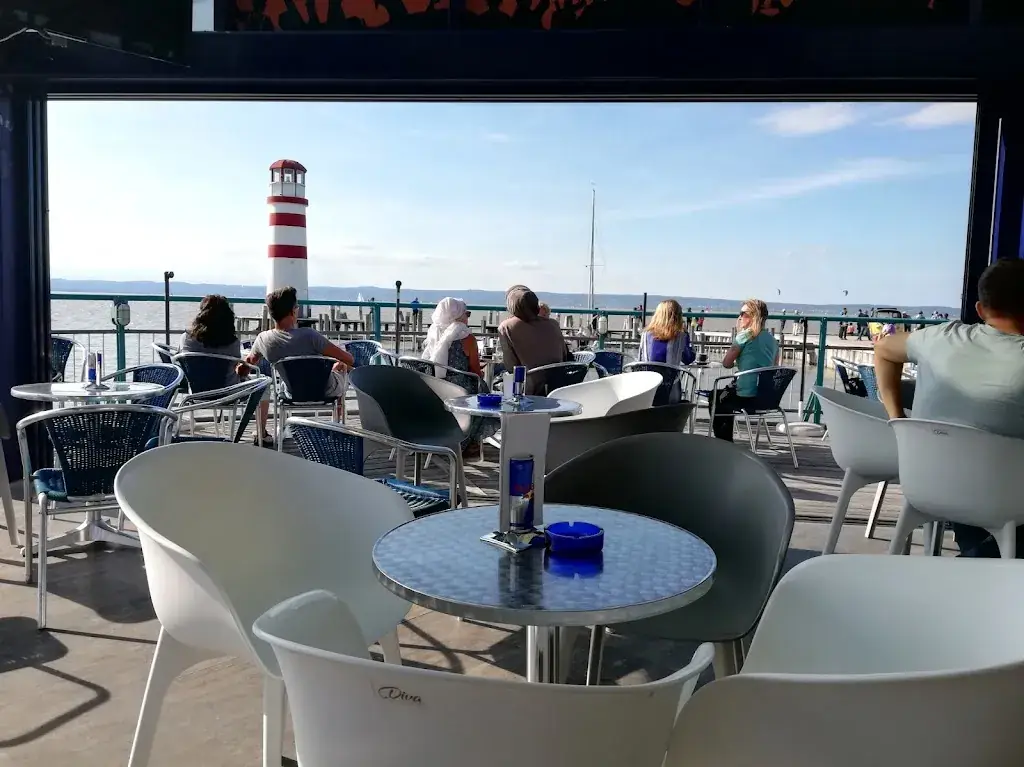 Klaudia Darážová_Sunset-Bar_Podersdorf am See_review