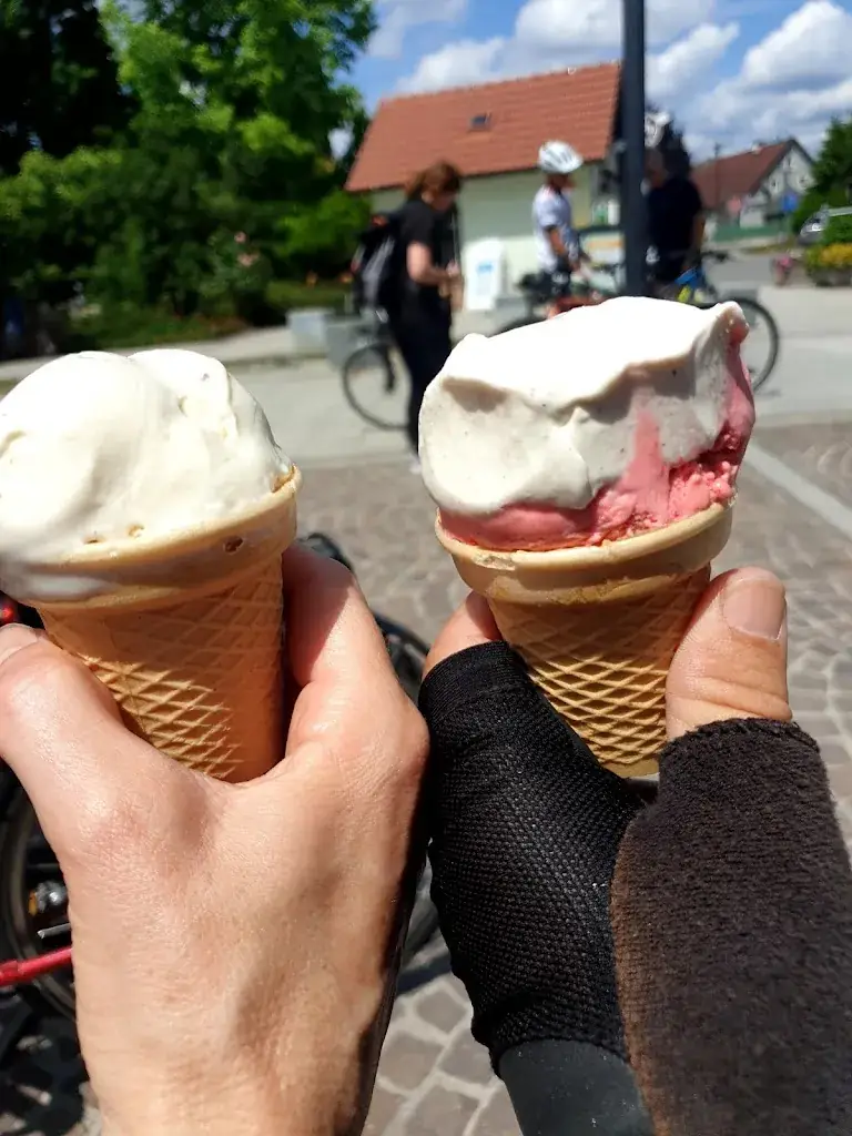 Menu_Purkarthofer Eis_Fernitz_image_5