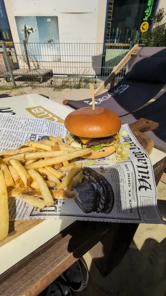 BORN TO BEACH CLUB | Podersdorf_Podersdorf am See_slider_image_2