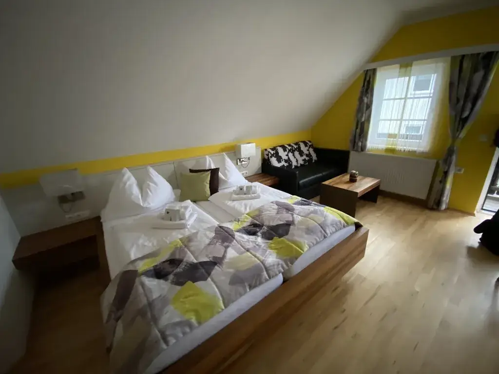 Jasmin Haas_Kirchenwirt Fischbach_Fischbach_review