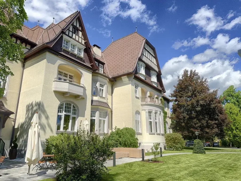 Christoph Schacher_Steirerschlössl_Feistritz bei Knittelfeld_review