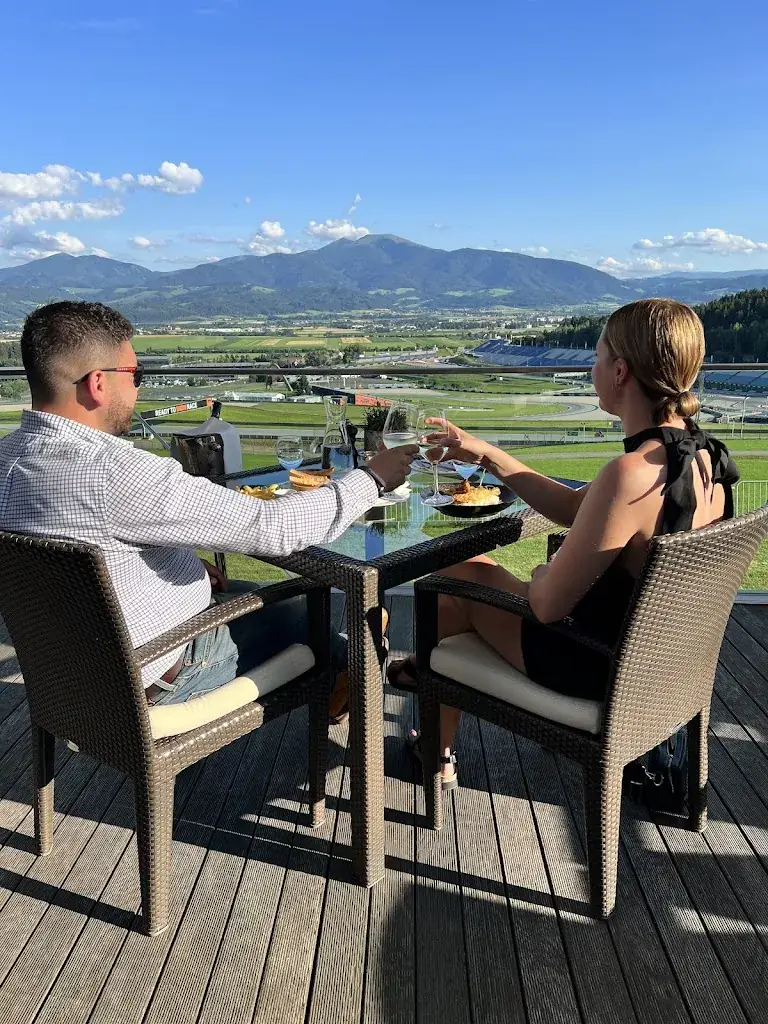 M J M_Enzingerhof | Schönberghof Spielberg_Feistritz bei Knittelfeld_avis