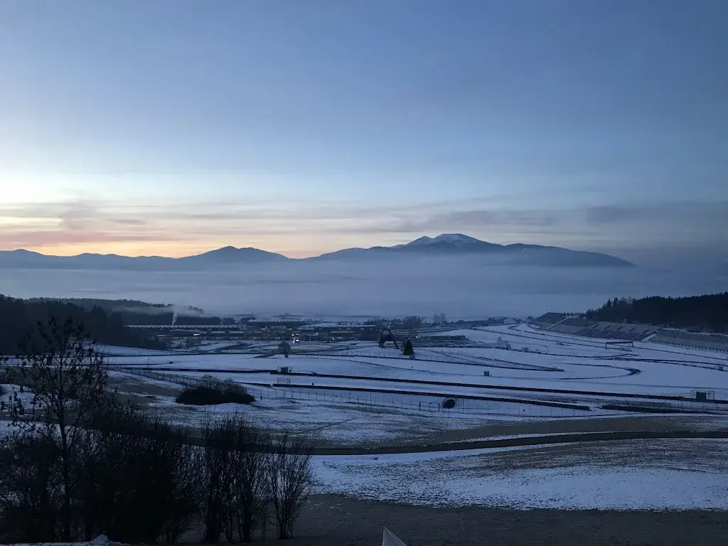 Scott Crego_Enzingerhof | Schönberghof Spielberg_Feistritz bei Knittelfeld_avis
