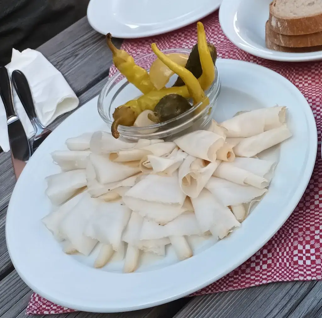 Ma El_Podersdorfer Weinstube Glück_Podersdorf am See_avis