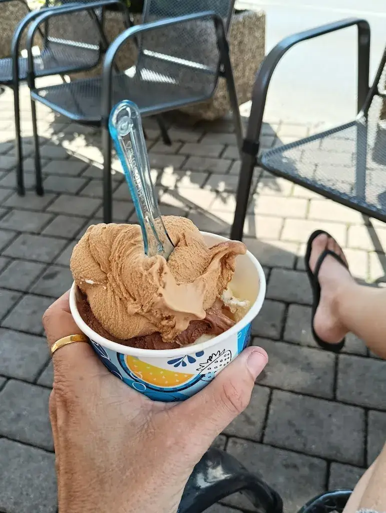 Christie Watterson_Eissalon Perko_Feistritz bei Knittelfeld_review