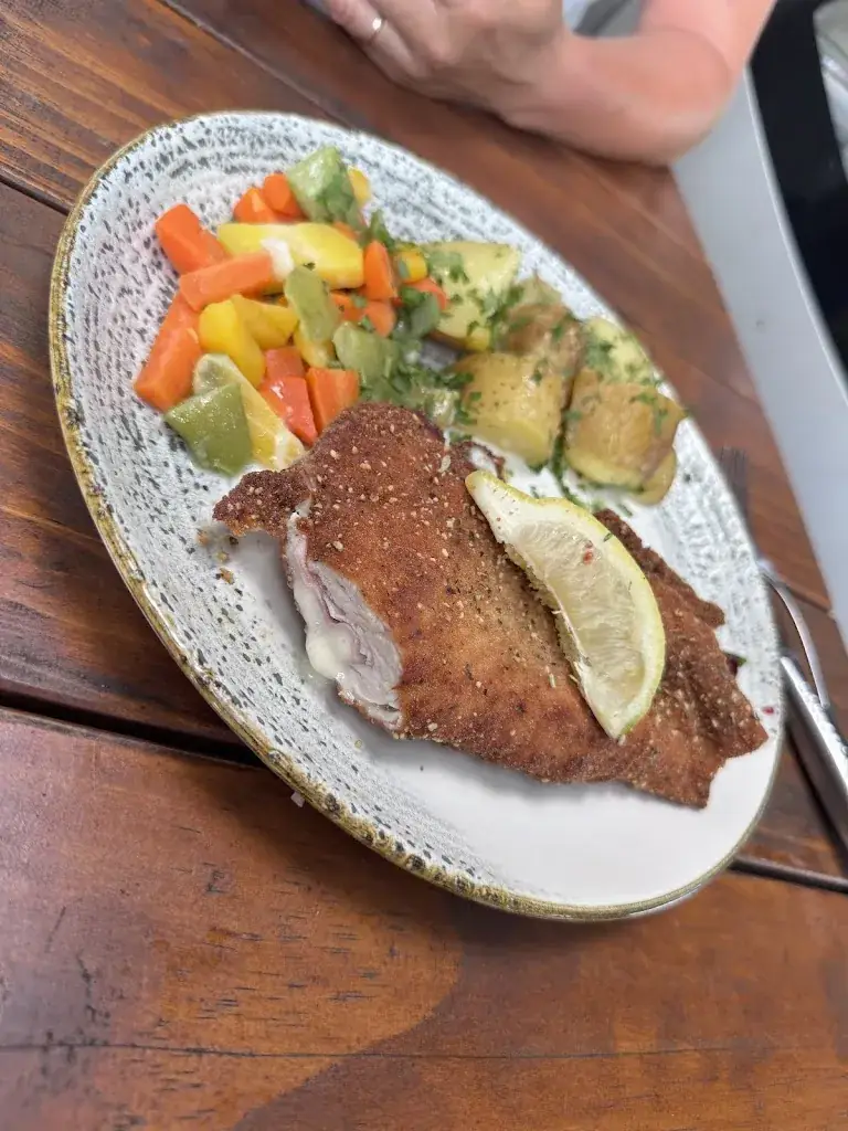 Paul Boeriu_Rainer´s Gasthaus & Bar_Feistritz bei Knittelfeld_avis