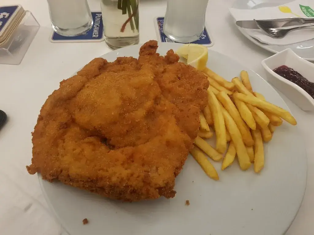 Engelhardt Cafe Restaurant_Fohnsdorf_slider_image_2