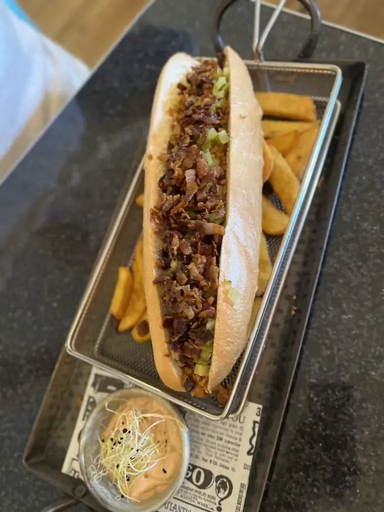 Black Coffee_Fransy American Diner Zeltweg_Fohnsdorf_avis