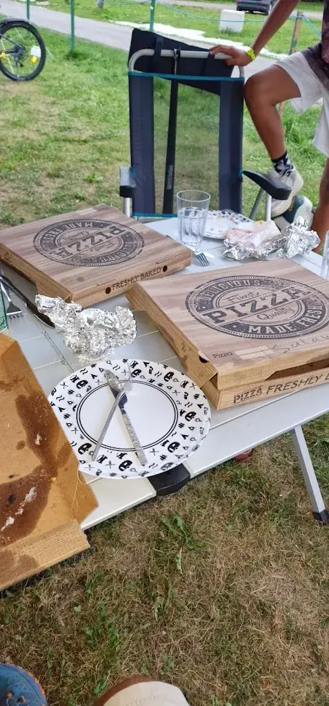 Meindert Karselius_Eli's Pizza, Kebab & Imbiss_Fohnsdorf_avis