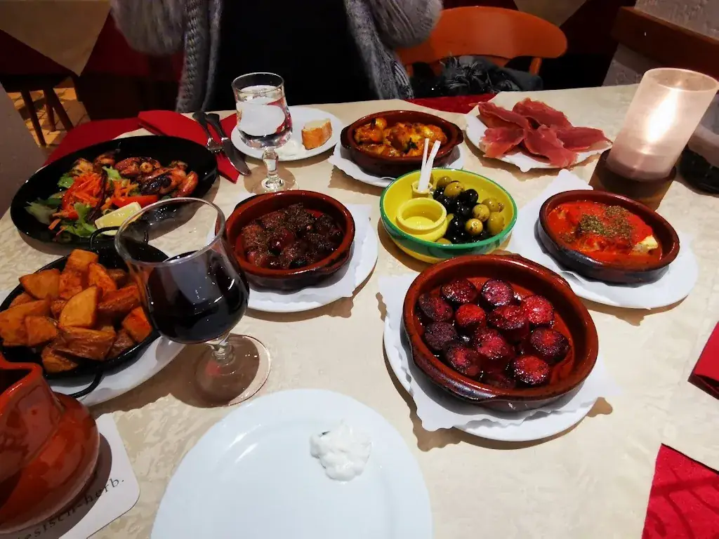 Hola y Olé_Friedberg_slider_image_3