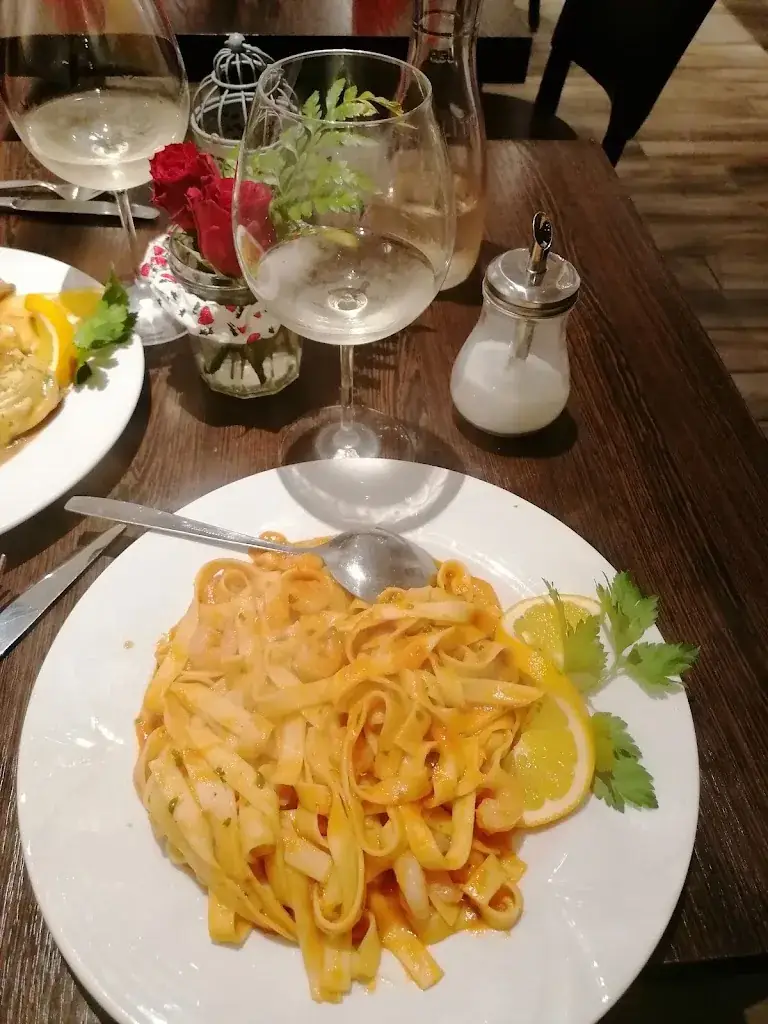 Ivana Savatic_Da Carmela_Friedberg_review