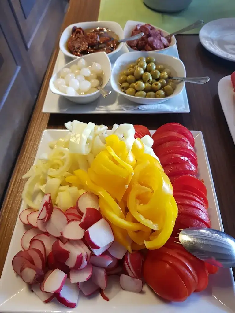 Landgasthof Zur goldenen Traube_Podersdorf am See_slider_image_3