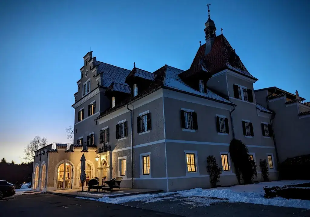 Michal H_G'Schlössl Murtal_Flatschach_avis