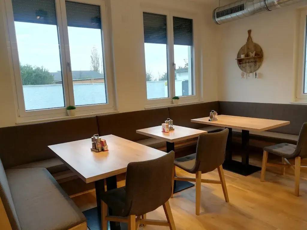 Seewinkelstube_Podersdorf am See_slider_image_2