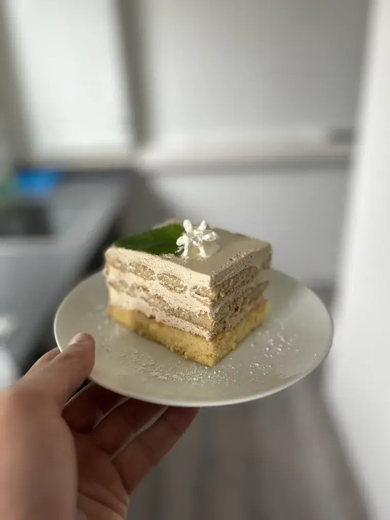 Menu_Zum Hauser Cafe / Hofladen / Restaurant_Flatschach_immagine_9