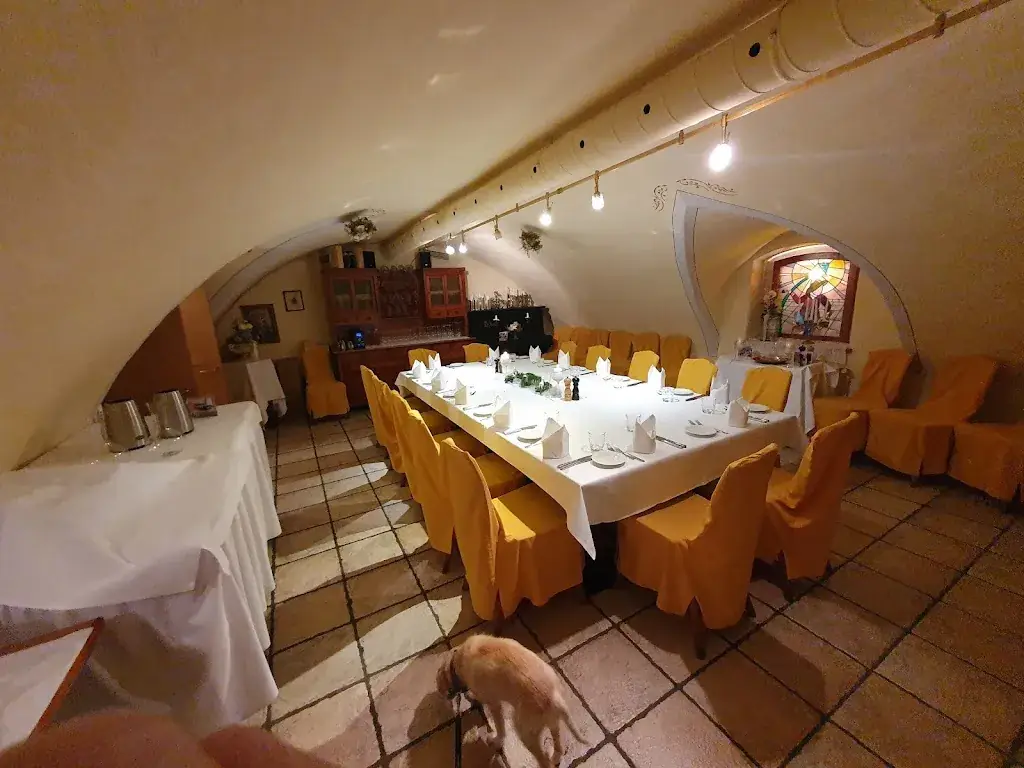 K.U.K. Wirtshaus ristorante a Flatschach