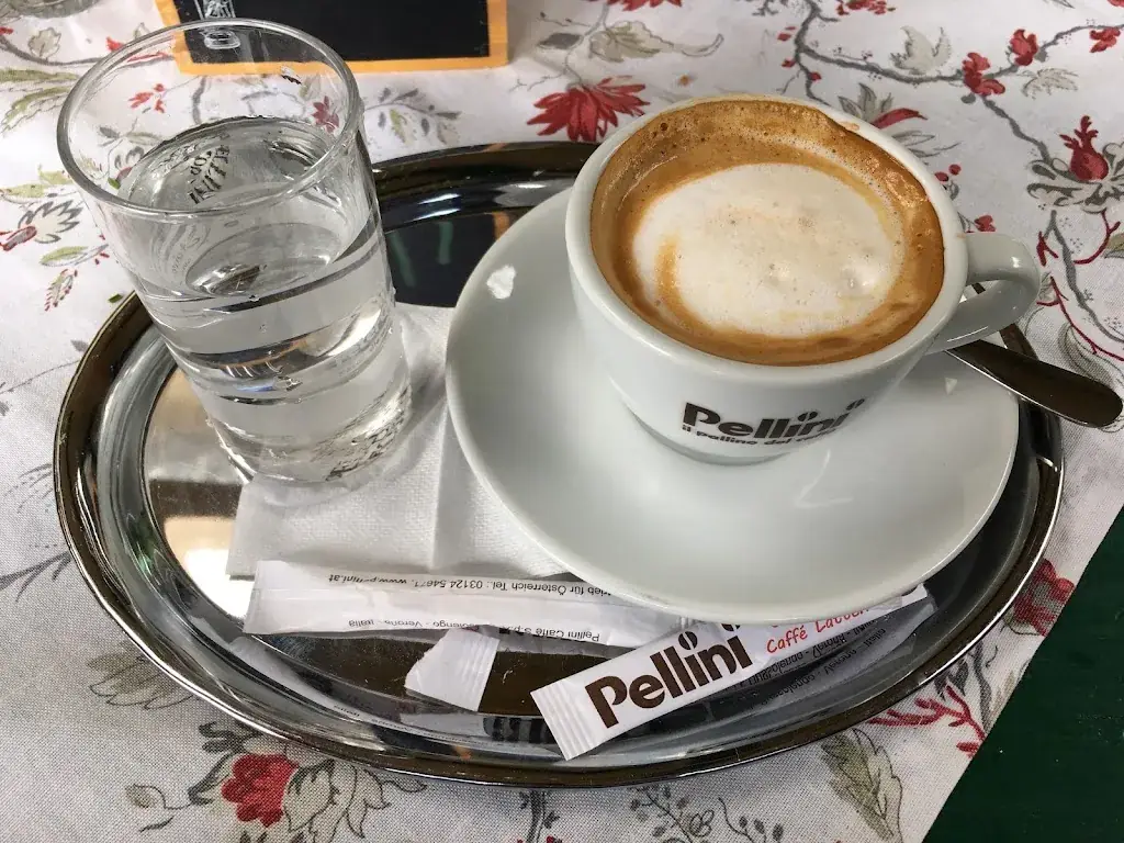 Natalia Khilkevitch_Klammwirtin im Schweizerhof - Bettina Fraißler_Frohnleiten_review