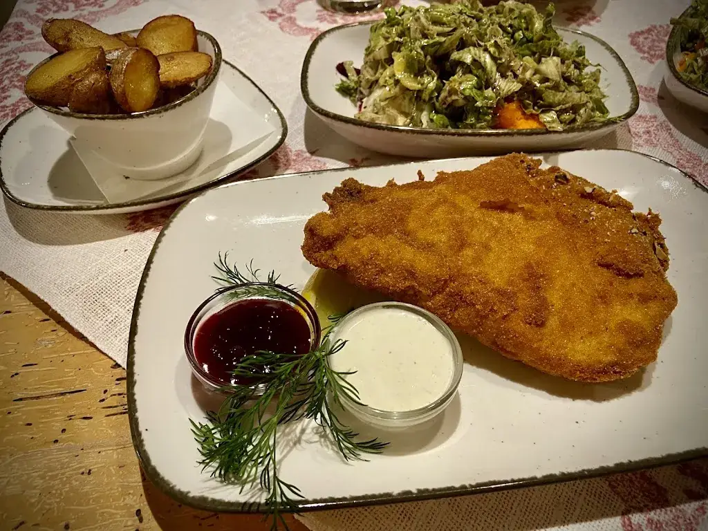 Klammwirtin im Schweizerhof - Bettina Fraißler_Frohnleiten_slider_image_2