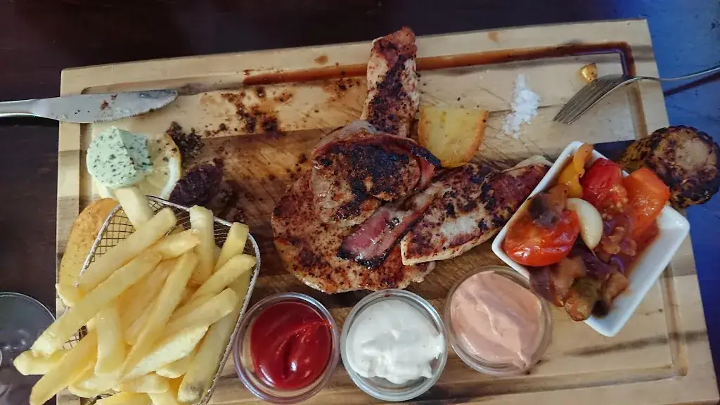 Menu_Trend „Lokal-Rooms-Bar“_Frohnleiten_image_6