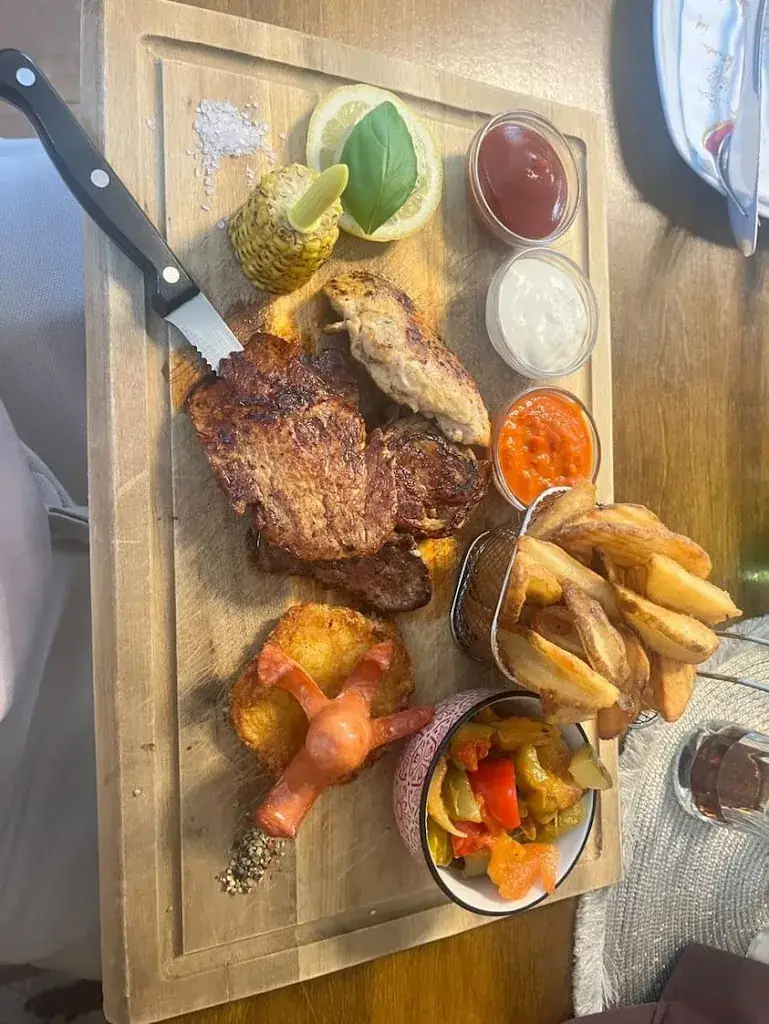 Menu_Trend „Lokal-Rooms-Bar“_Frohnleiten_image_8