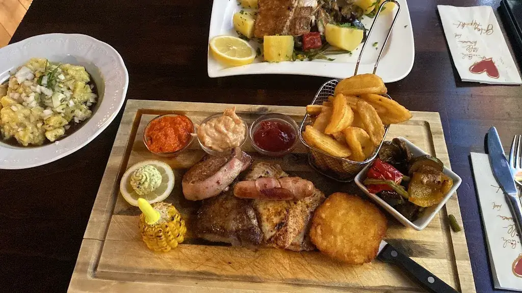 Trend „Lokal-Rooms-Bar“_Frohnleiten_slider_image_2