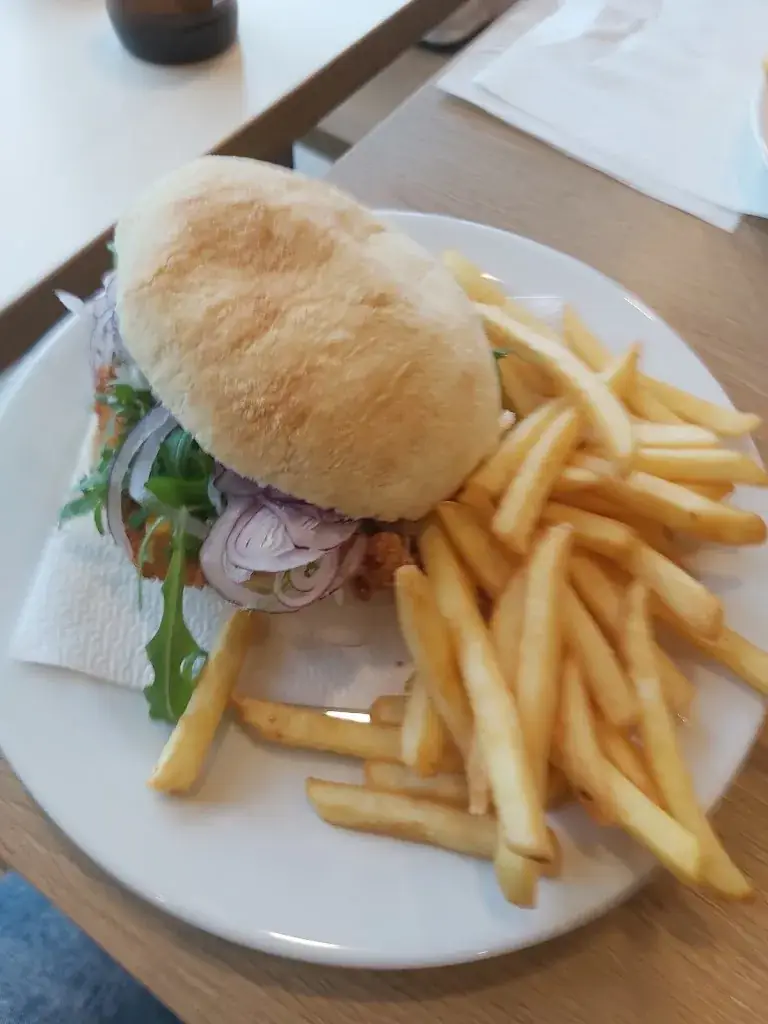 Menu_Goldino Systemgastronomie GmbH_Politischer Bezirk Oberwart_image_3