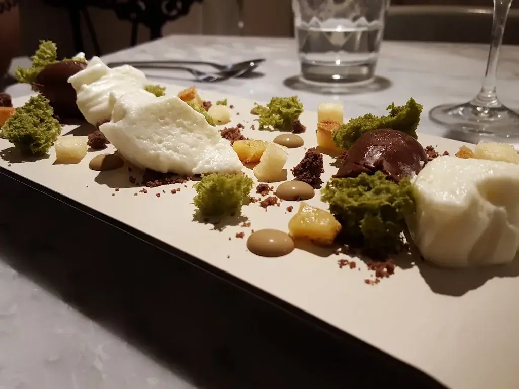 Daniel Rodrigo_Casa Gades Restaurante_Gasen_avis