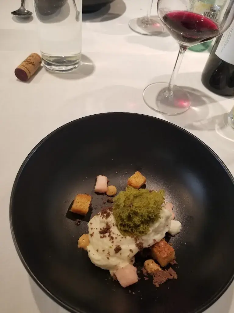 Nikelle Mitchell_Casa Gades Restaurante_Gasen_avis