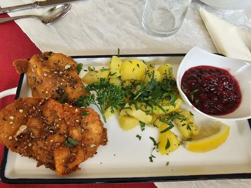 Gasthof Leber / Inhaber: Petra Dampfhofer_Glojach_slider_image_3