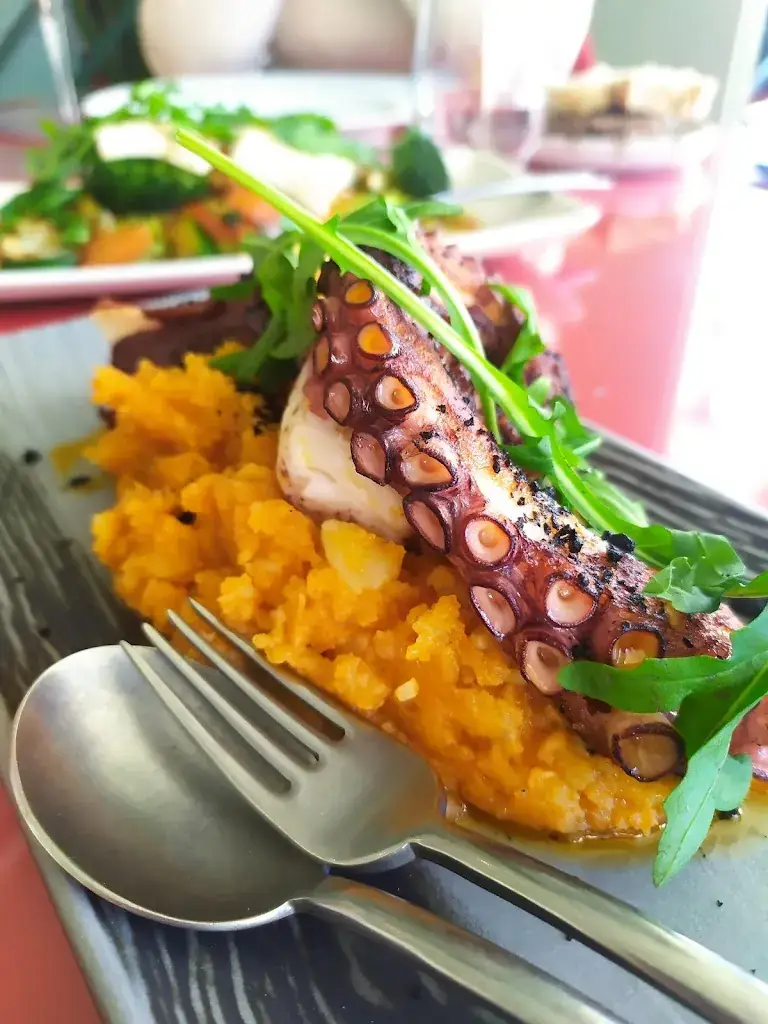 Menu_Garra Bar & La Santa María_Garanas_image_6