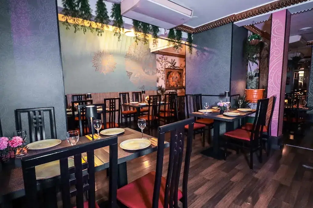 Curry Masala Restaurante Hindú restaurant à Garanas