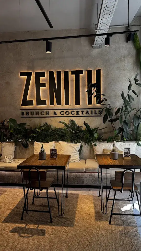 Zenith Brunch & Cocktails_Garanas_slider_image_3