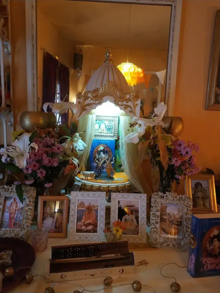 Gauranga Transcendental Food_Garanas_slider_image_3