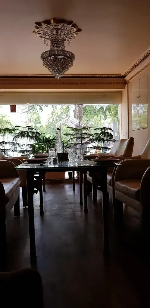 Nilesh Varma_RajGharana: The Heritage Food Villa_Garanas_avis