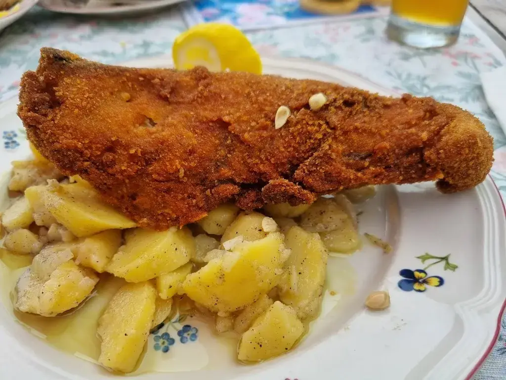 Gasthof - Gästezimmer - Weingut - Fischzucht - Brand_Gleinstätten_slider_image_3