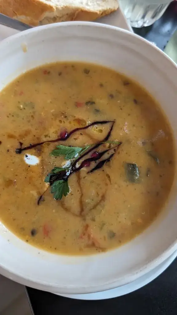 Franz-Albert Bauer_Lila's Different Food_Politischer Bezirk Oberwart_Bewertung