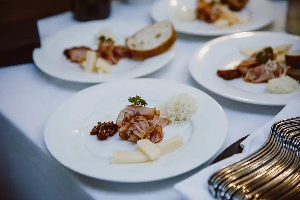 echt JAN AIGNER. Genusshandwerk im Forum Kloster_Gleisdorf_slider_image_2