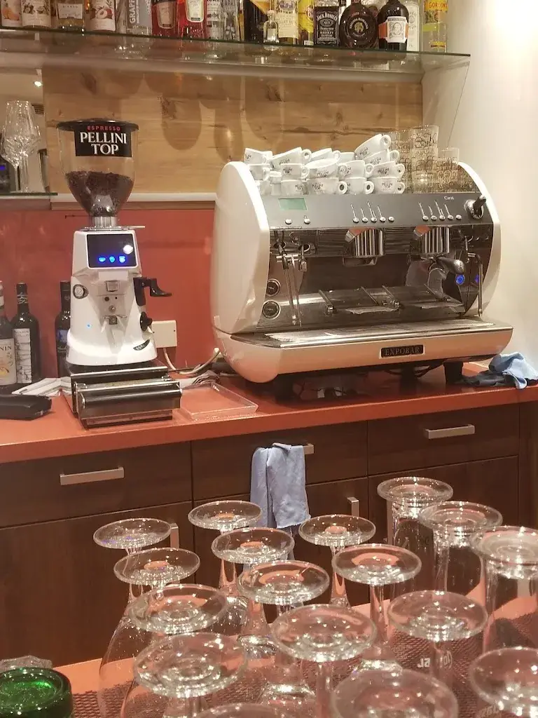 ElmarE E_Pire’s Bistro_Grambach_avis