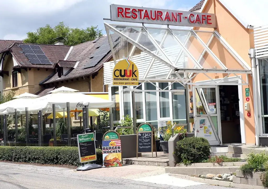 Restaurant & Pizzeria CUUK restaurant à Gratwein