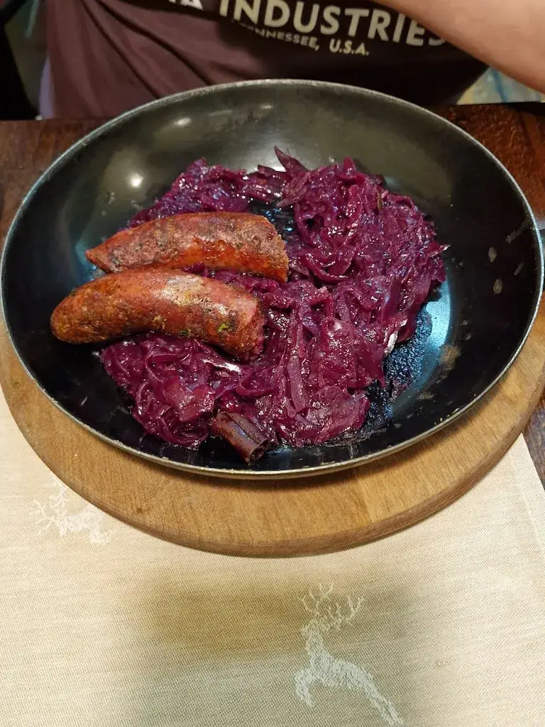 marblik_Herzl Weinstube_Graz_avis