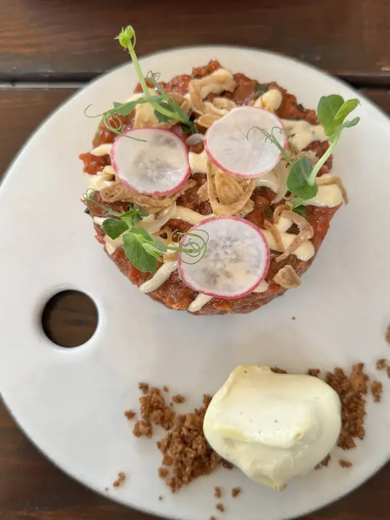 Dan J_Mohrenwirt Graz_Graz_review