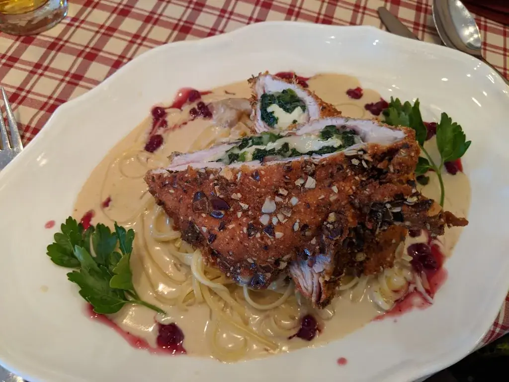 Tomas Peroutka_s´Speiskammerl_Gröbming_recensione