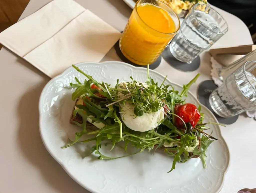 Saurabh Jyot Singh Khehra_Café Fotter • Graz_Geidorf_avis