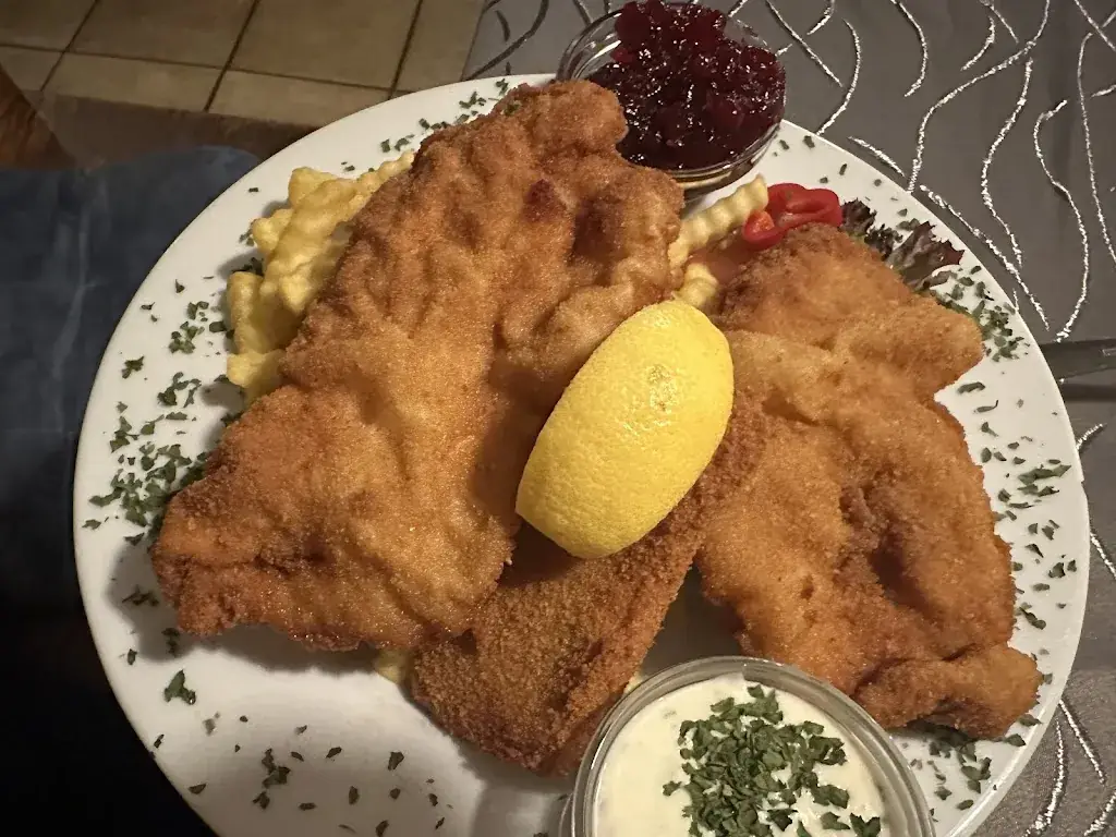 zhou rui_Nostalgie Stüberl_Geidorf_recensione