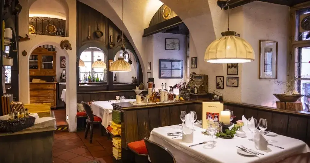 Martha Milch_Gasthaus Stainzerbauer_Geidorf_recensione